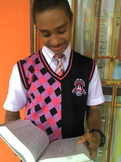 Students working in the art studio